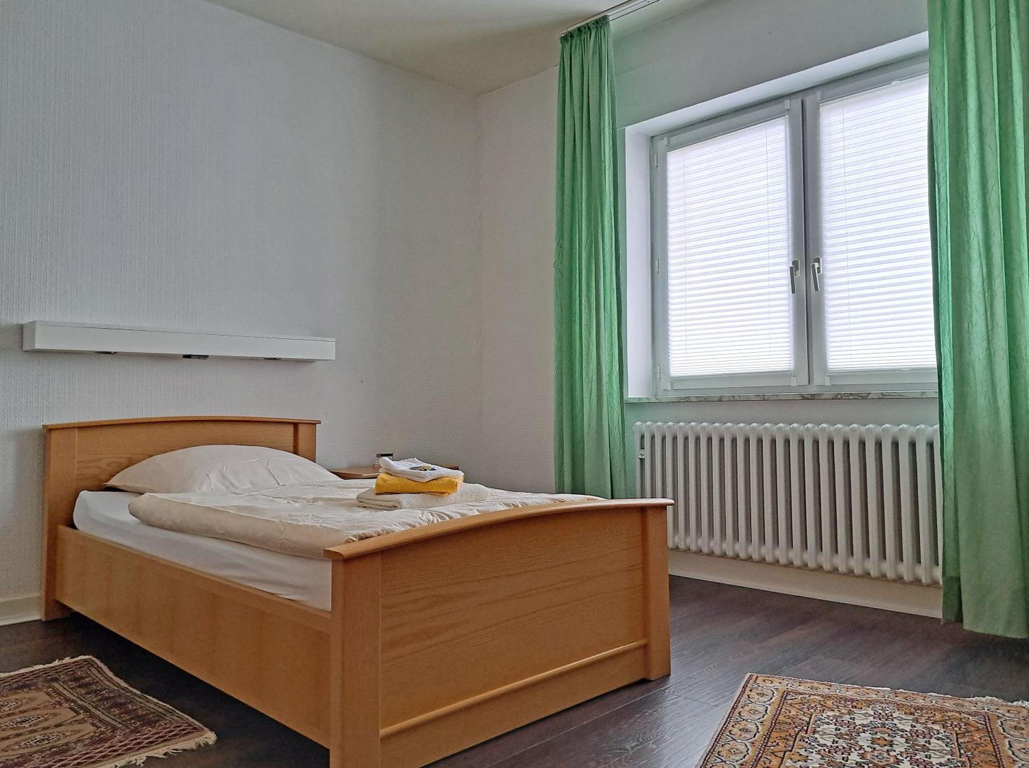 Margaretes Gaestehaus Am Rheinsteig Wanderer Radfahrer Familien Business-Reisende Wlan Gratis Rheinbrohl Exterior photo